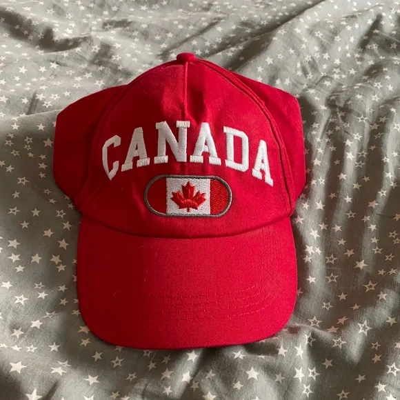 CANADA Hat! - Picture 1 of 1